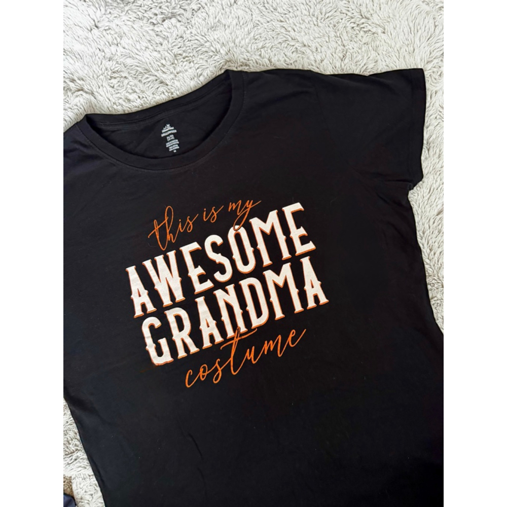 Way to Celebrate Brand Size XL Womens Tee - Awesome Grandma Costume - Picture 3 of 4
